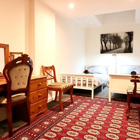 Twin Room Earls Court Central London - Shared Accommodation מראה חיצוני תמונה